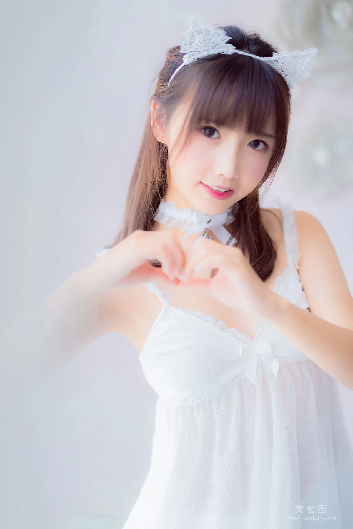 [喵糖映畫] VOL.415 白裙少女 寫真套圖 23