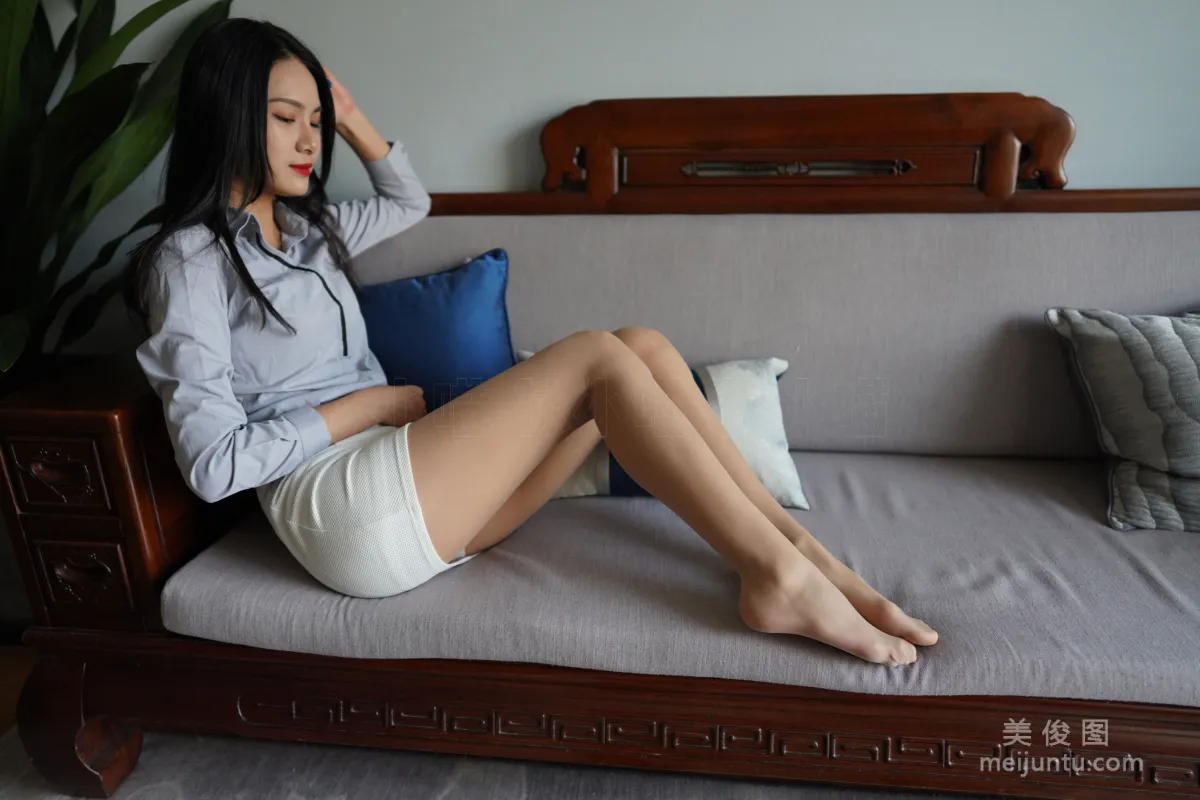 [Yiwen Yinghua] YW004 Meng Meng, Light Gray Workwear Photo Set photo 55