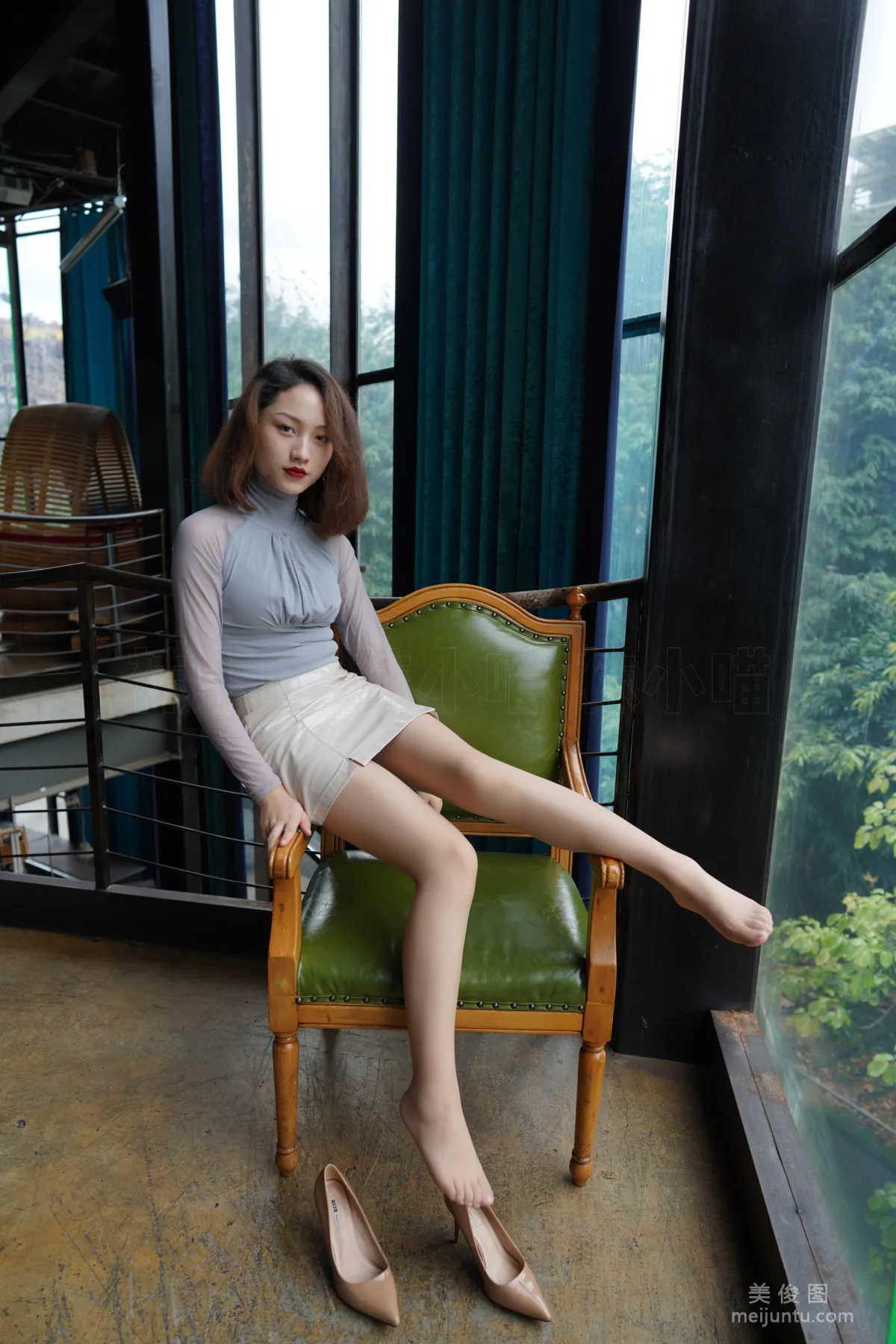 [Yiwen Yinghua] YW026 La La "Intoxicating Red Lips" Photo Set photo 62