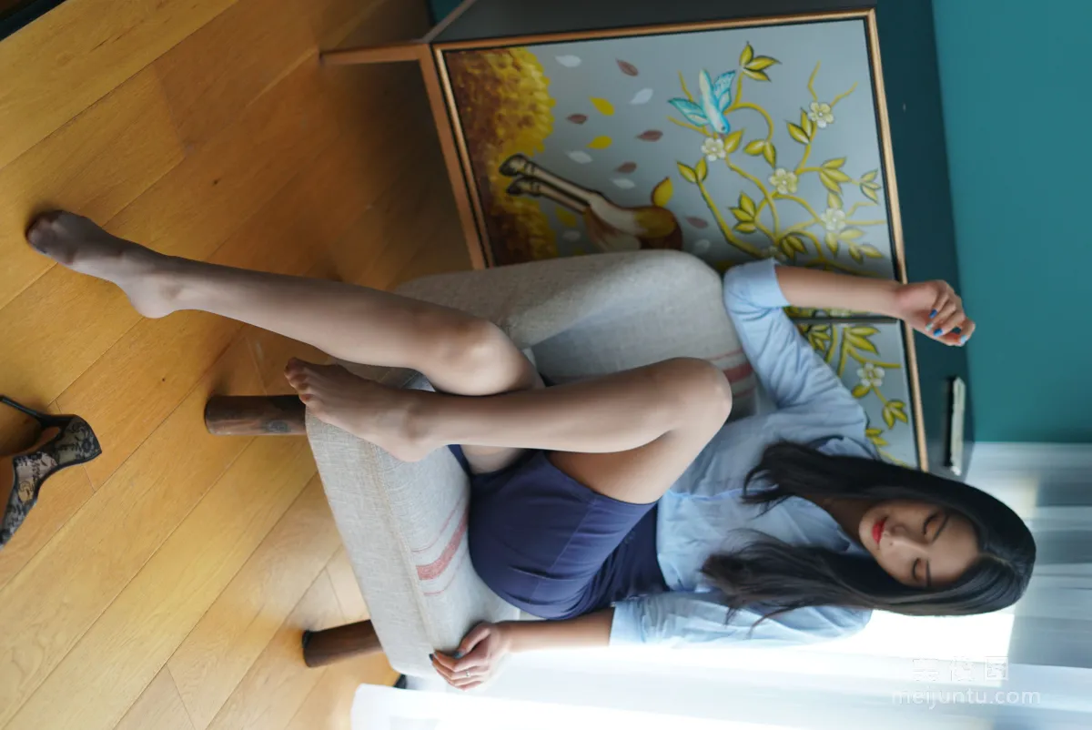 [Yiwen Yinghua] YW009 Meng Meng 'Blue Professional Outfit' Photo Set photo 108