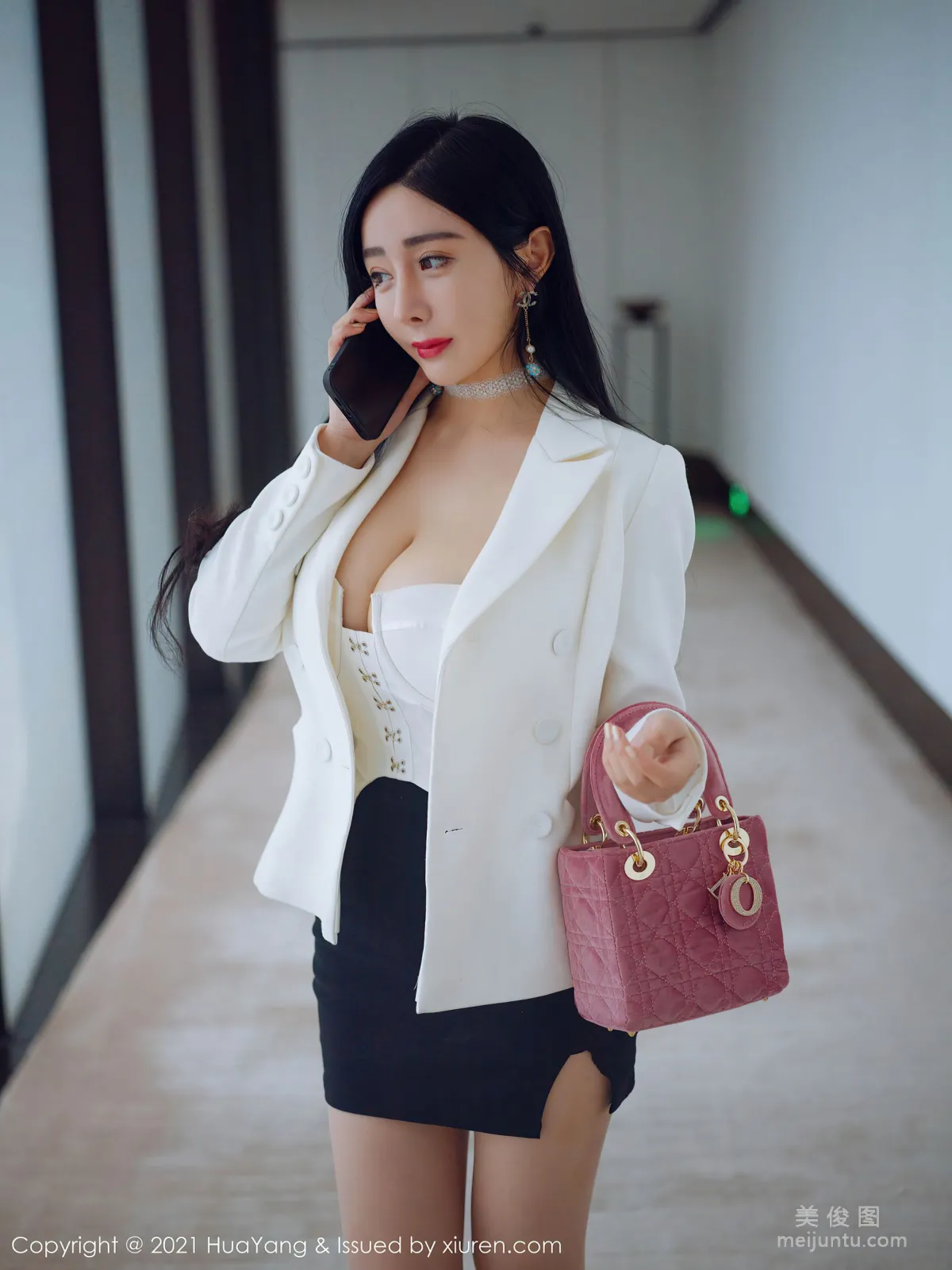 [HuaYang] Vol.381 Yun Er - Insurance Broker in Classic Office Uniform photo 2