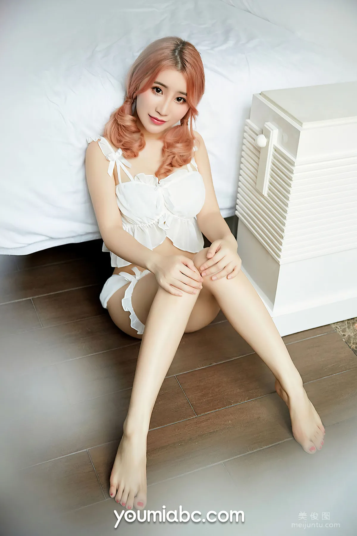 Fei Yueying: YouMi photo 25