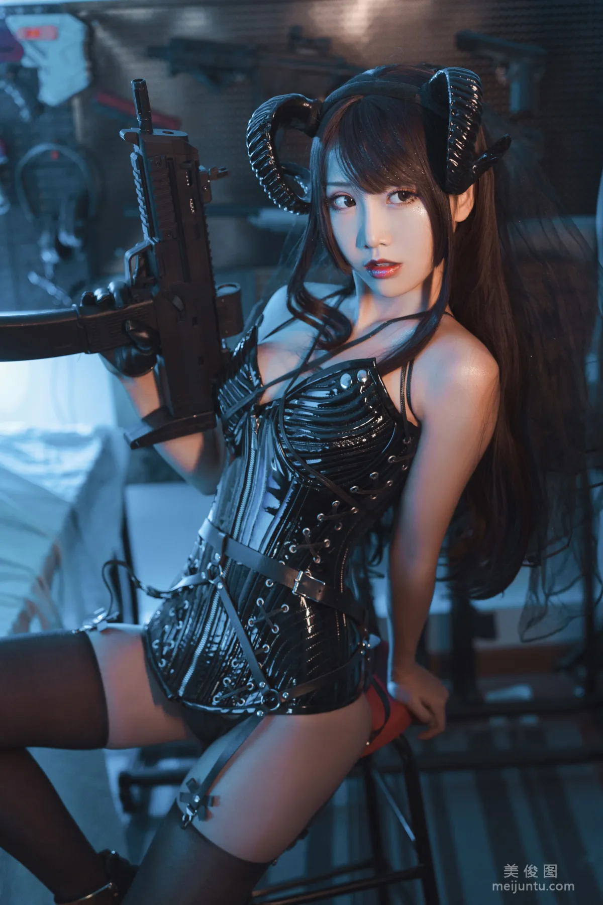Cute Popular Coser Mianbing Xianer - Corset Succubus Photo Set photo 2