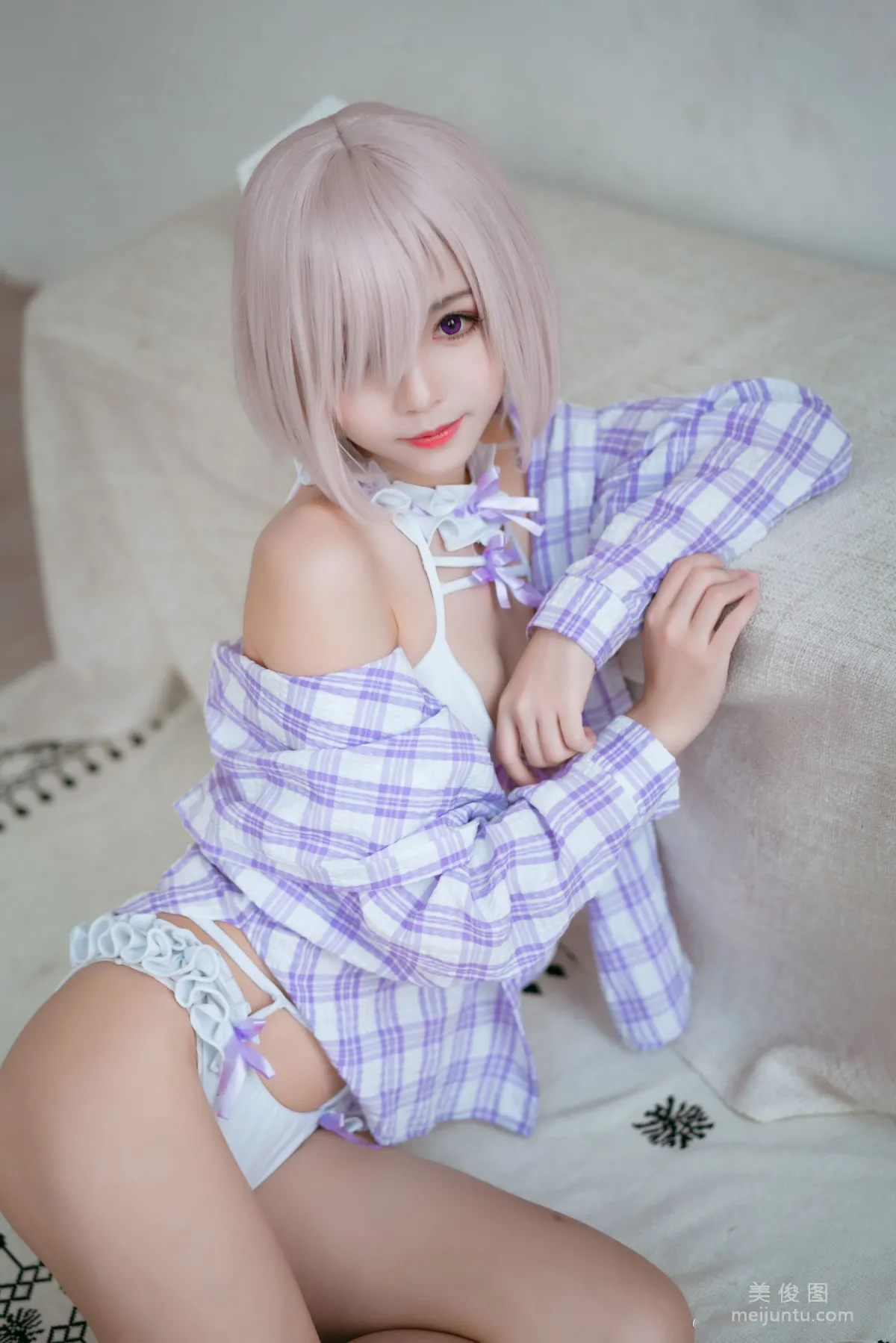 [Cosplay Collection] Dada Juanjuan Xiaojuan - White Lingerie Photo Set photo 3