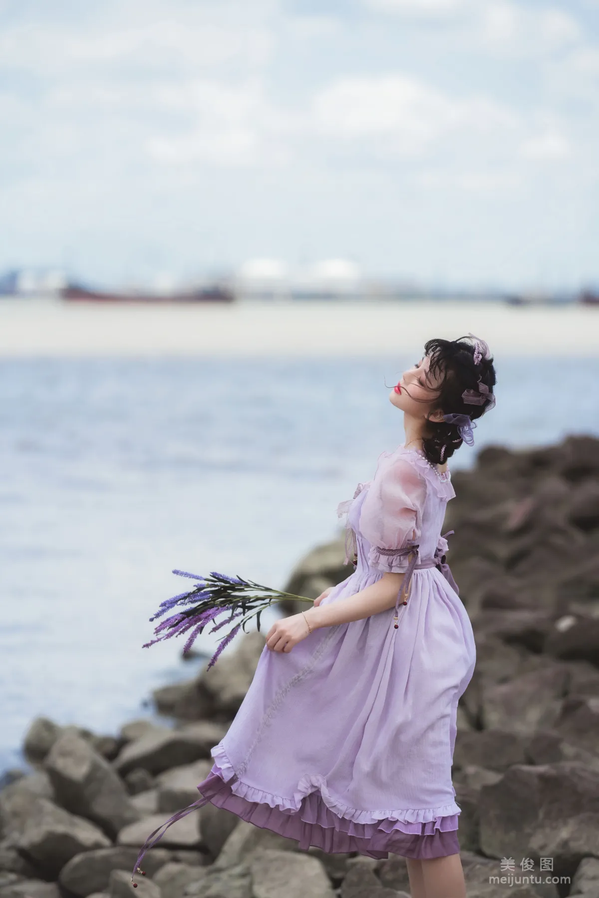 Ying Taomiao: Web Idols photo 14