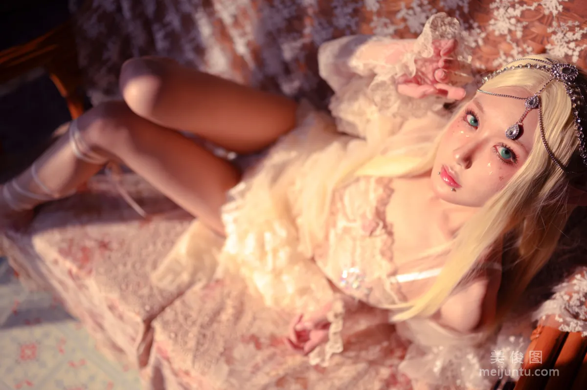 Anime Blogger Abao Yeshi Tuniang - Elf Photo Set photo 11