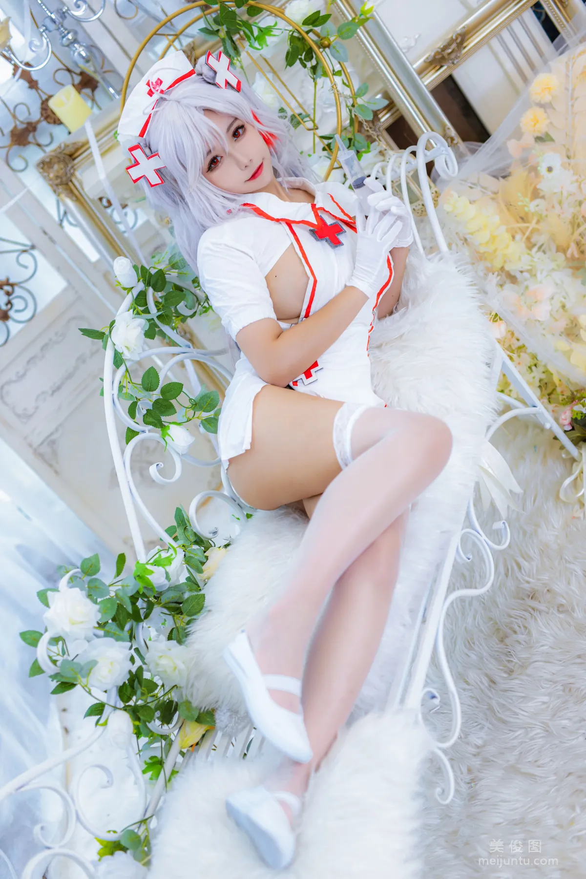 Momoko Kuikui - Eugen Nurse Photo Set photo 17