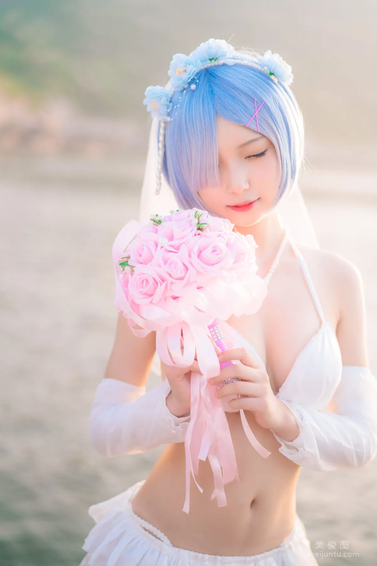 [COS Welfare] Cheng Zimiao - Rem Seaside Wedding Dress Bride photo 4