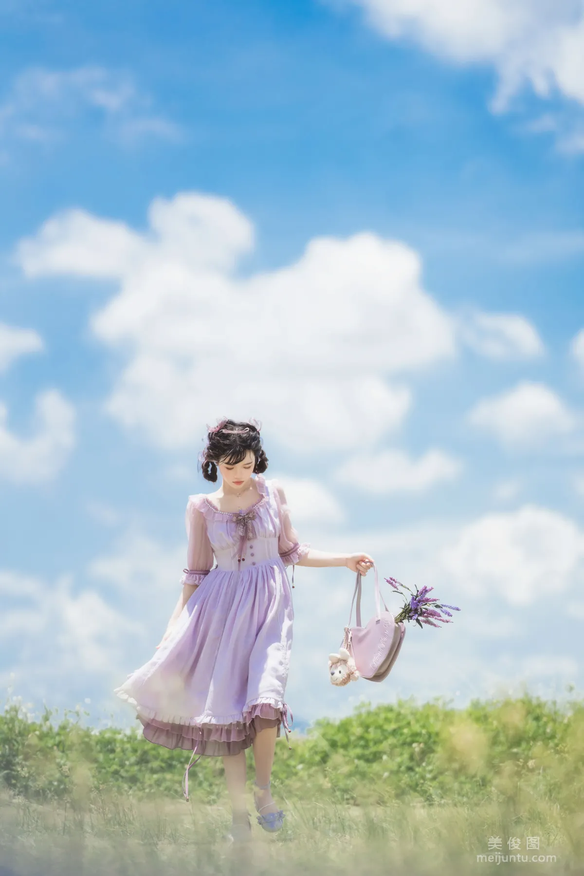Ying Taomiao: Web Idols photo 11
