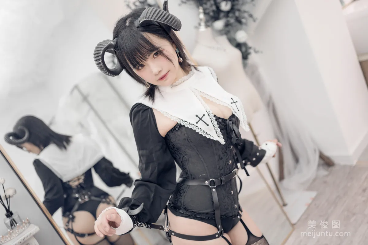 [COS] Aban Jintian Henkai Xin - Bound Demon Photo Set photo 1