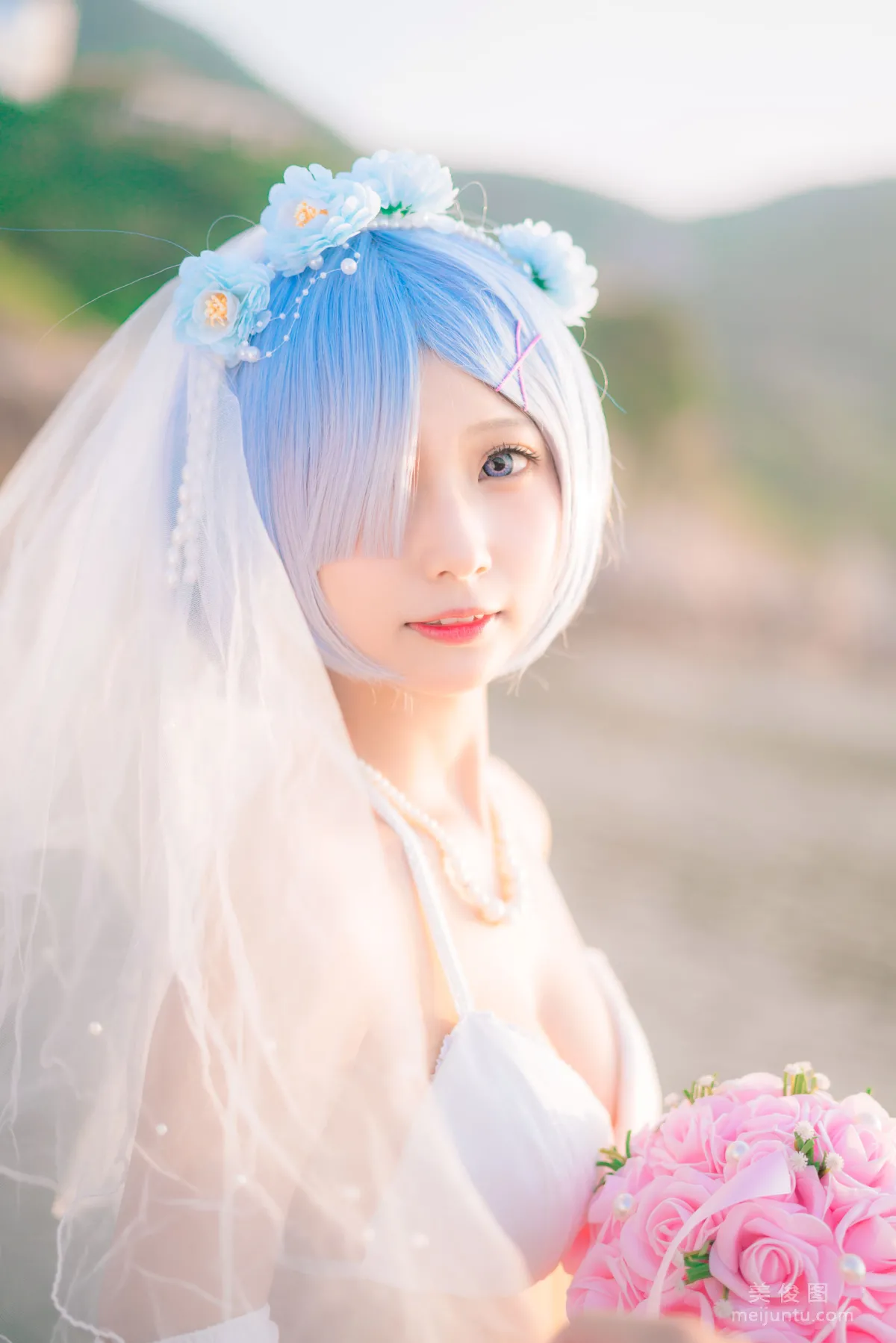 [COS Welfare] Cheng Zimiao - Rem Seaside Wedding Dress Bride photo 5