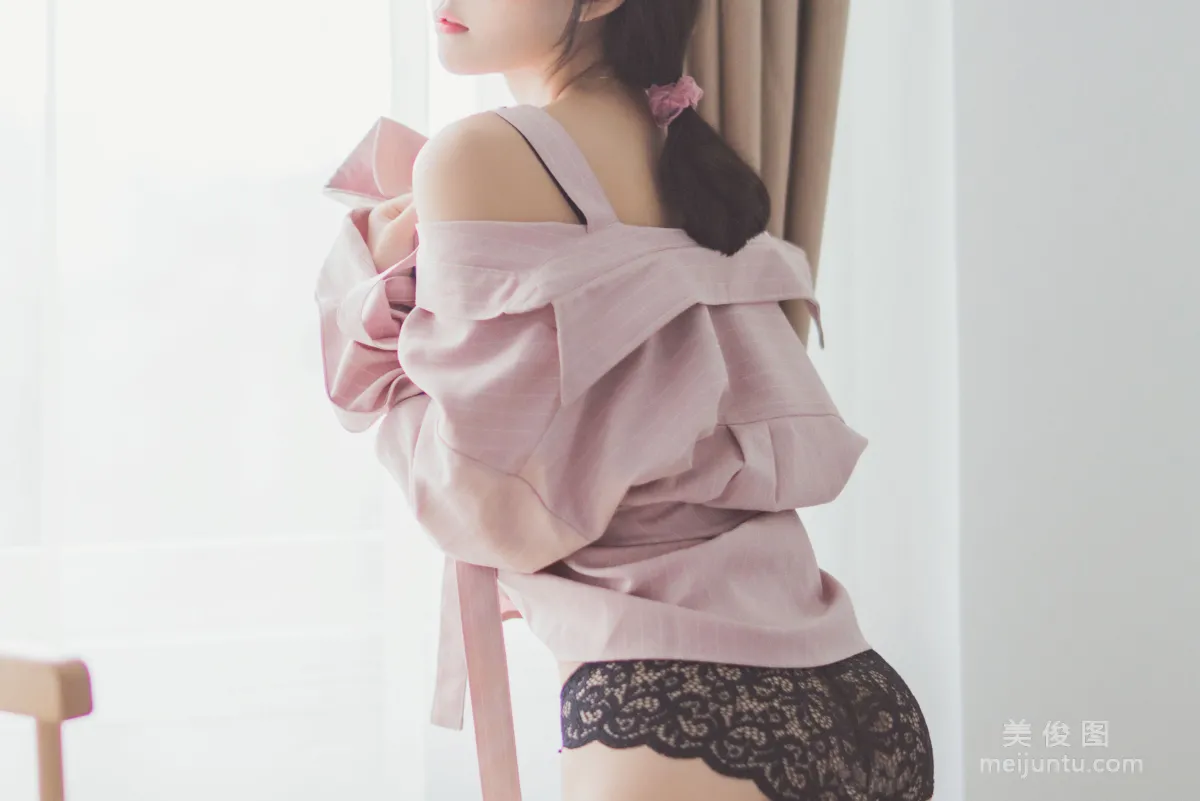 Ying Taomiao: Web Idols photo 16