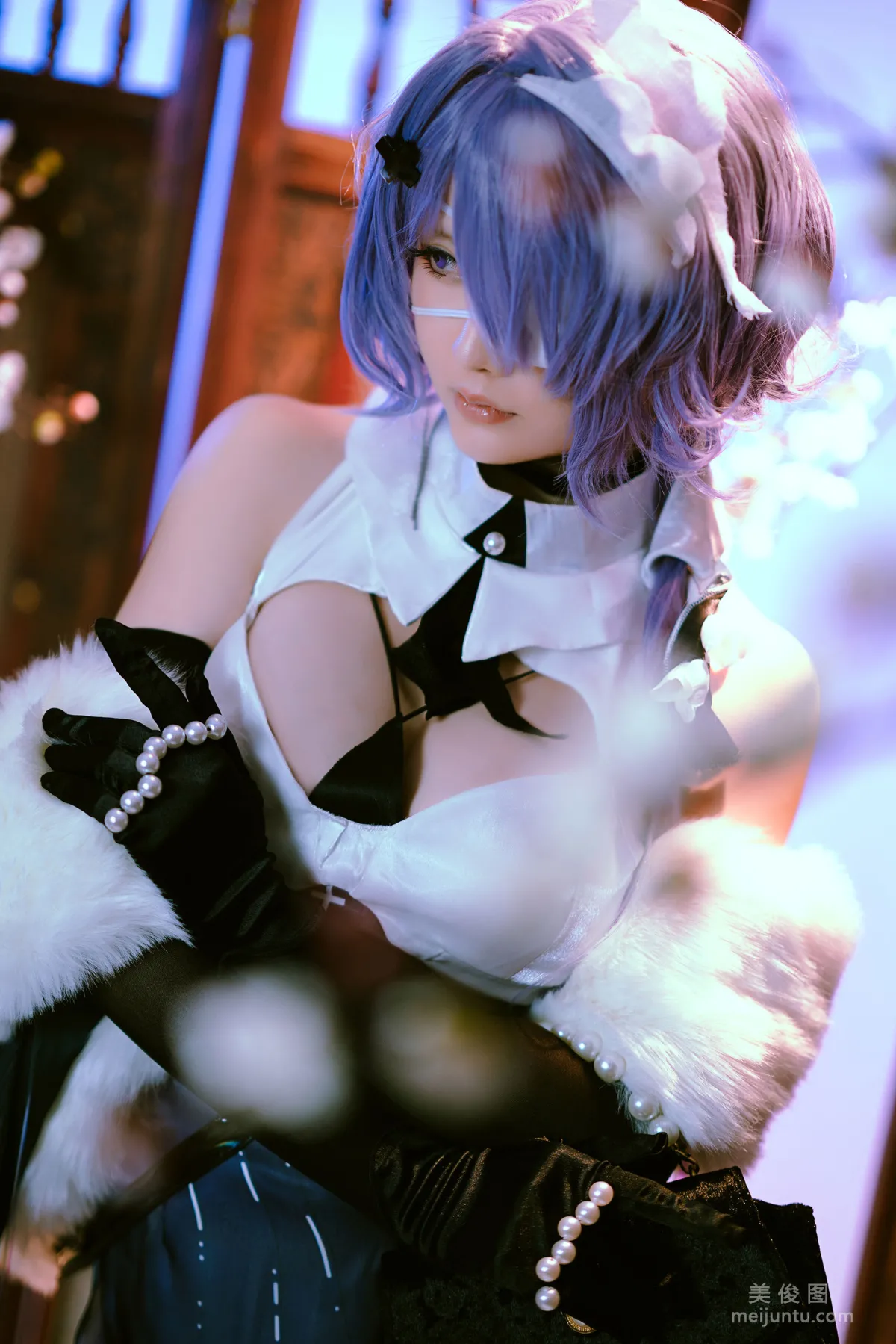 Coser Young Lady Xingzhi Chichi, Drizzle, Solitary Cold Peak Photo Set photo 7