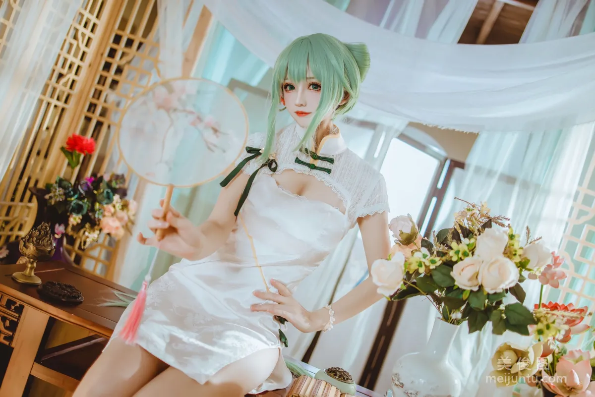 Coser Yiyi: Web Idols photo 8