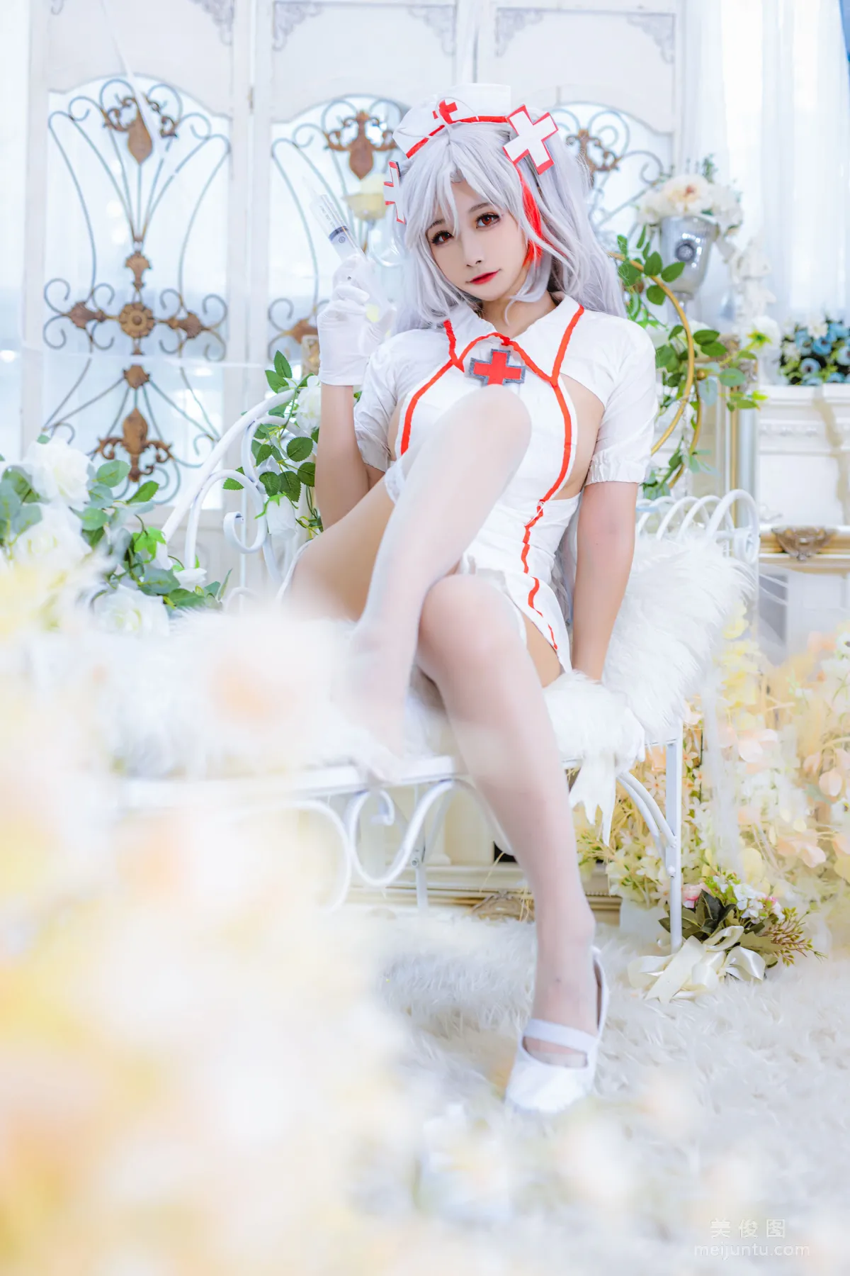 Momoko Kuikui - Eugen Nurse Photo Set photo 15