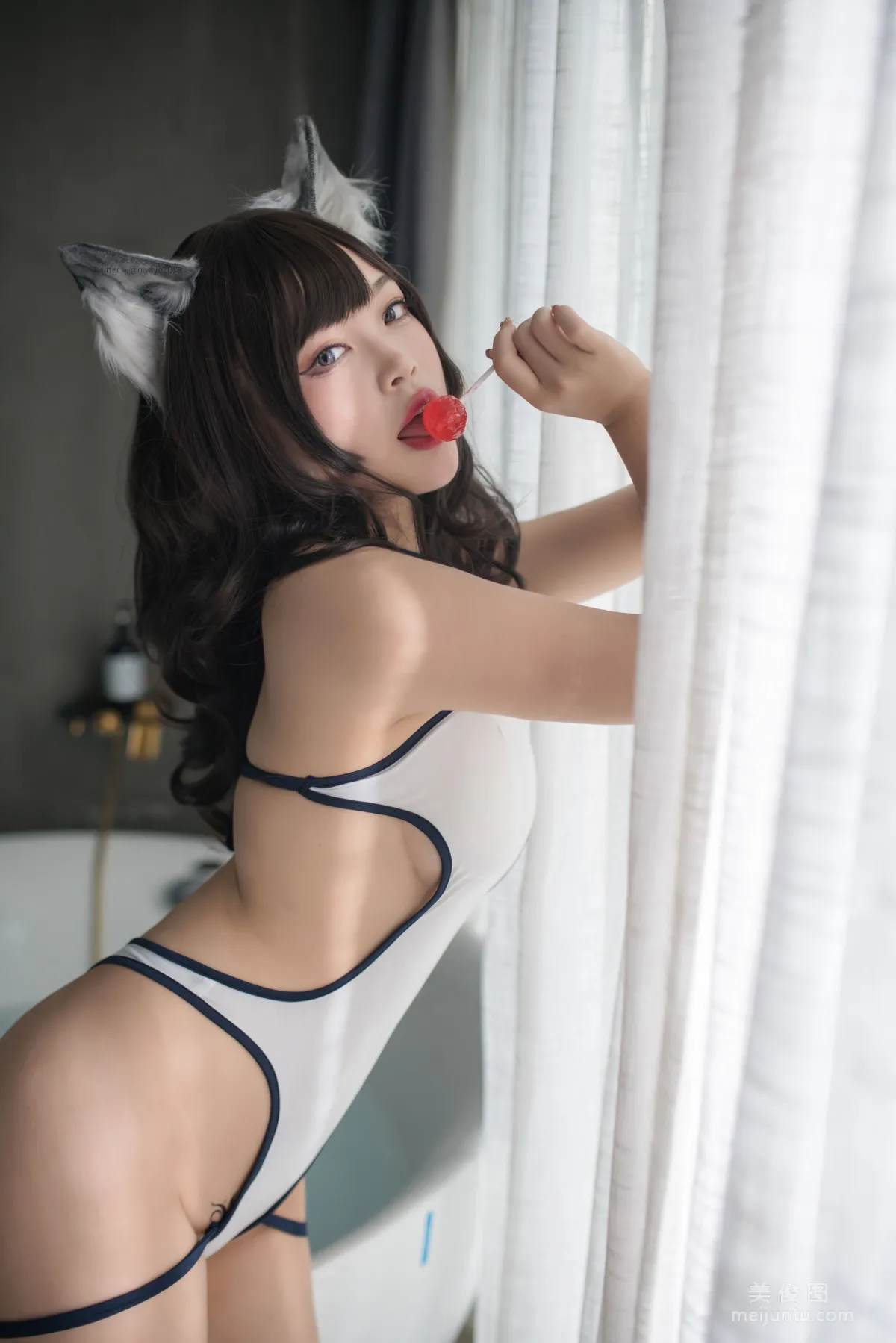 Bai Ye: Web Idols photo 3