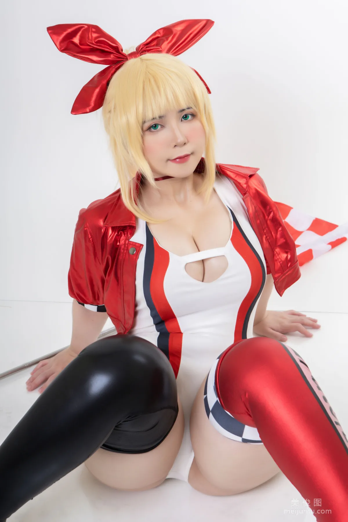 [COS Bonus] Uy Uy - Nero Racing Photo Set photo 5