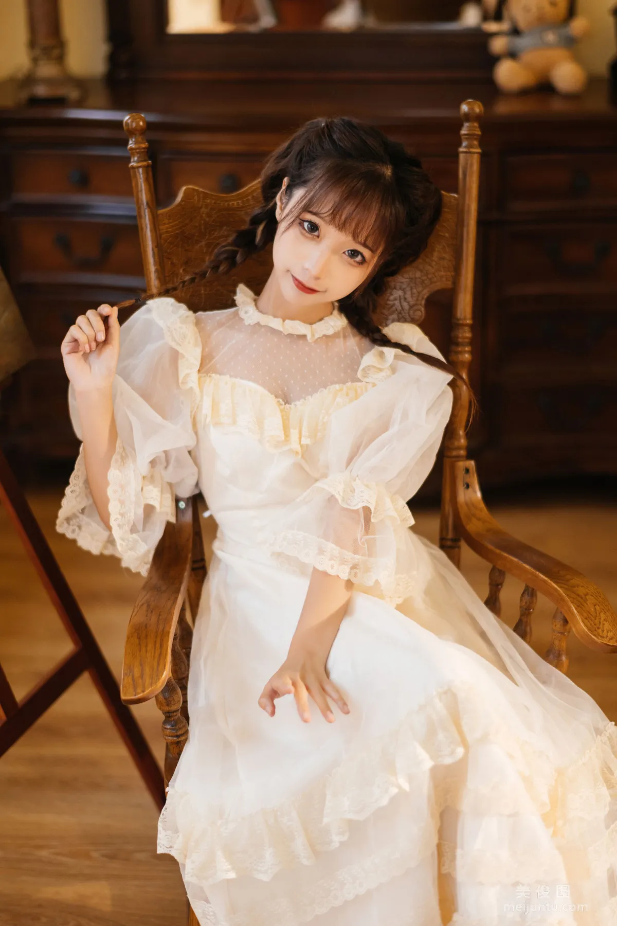 Chun Momo: Web Idols photo 6
