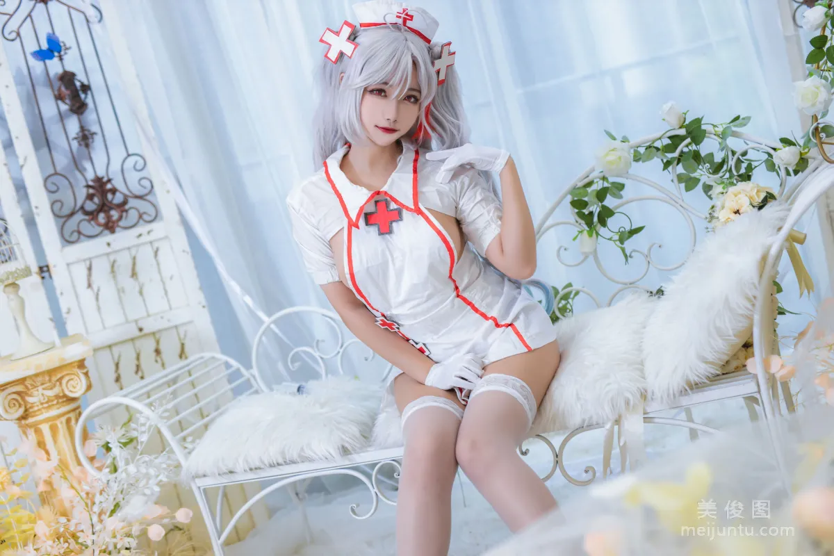 Momoko Kuikui - Eugen Nurse Photo Set photo 19