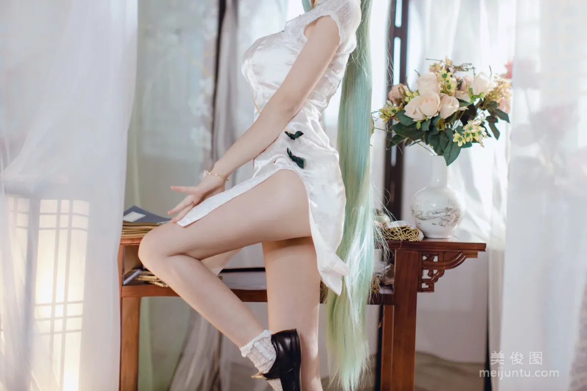 Coser Yiyi: Web Idols photo 26