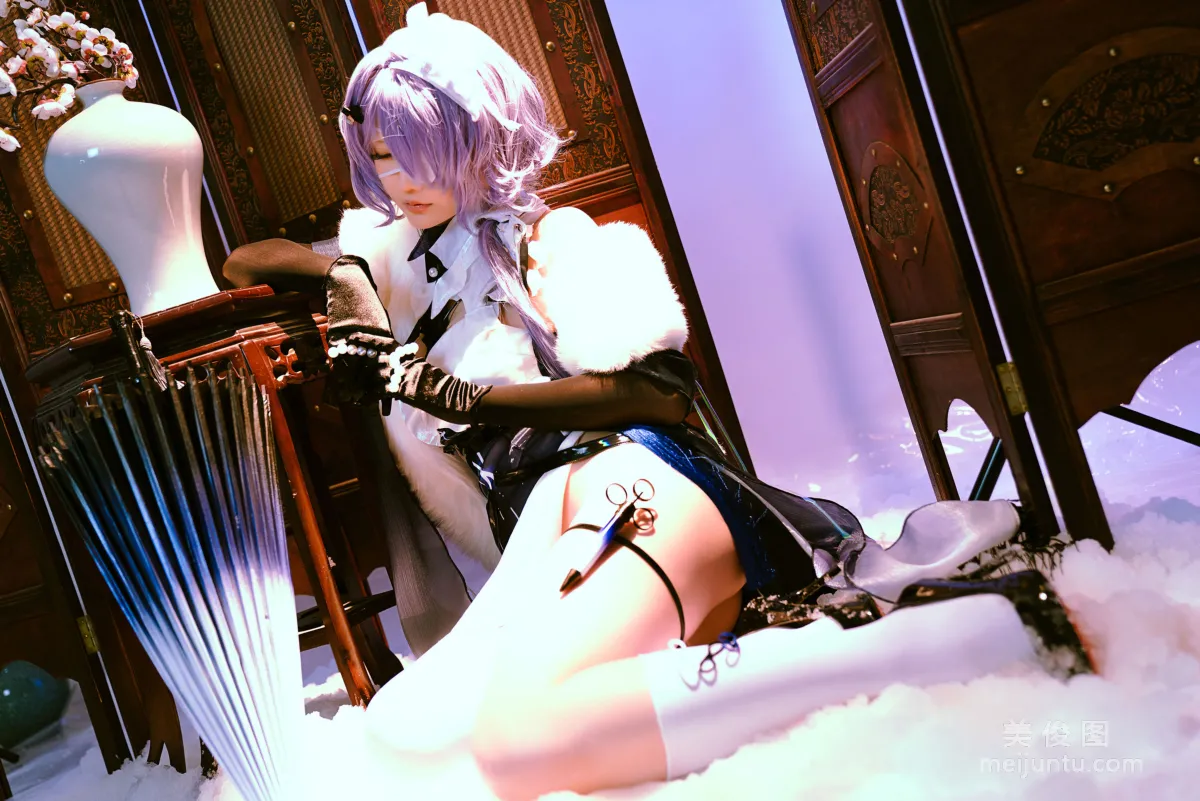 Coser Young Lady Xingzhi Chichi, Drizzle, Solitary Cold Peak Photo Set photo 15
