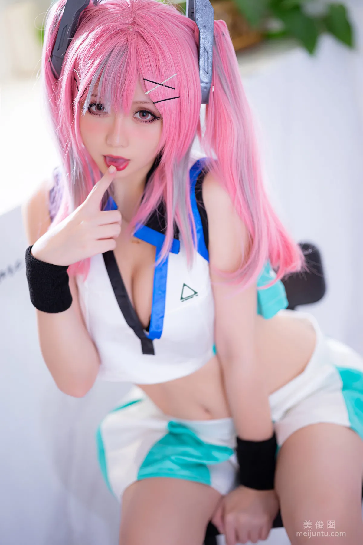 Coser Girl Xingzhi Chichi, Bremerton Tennis photo 10