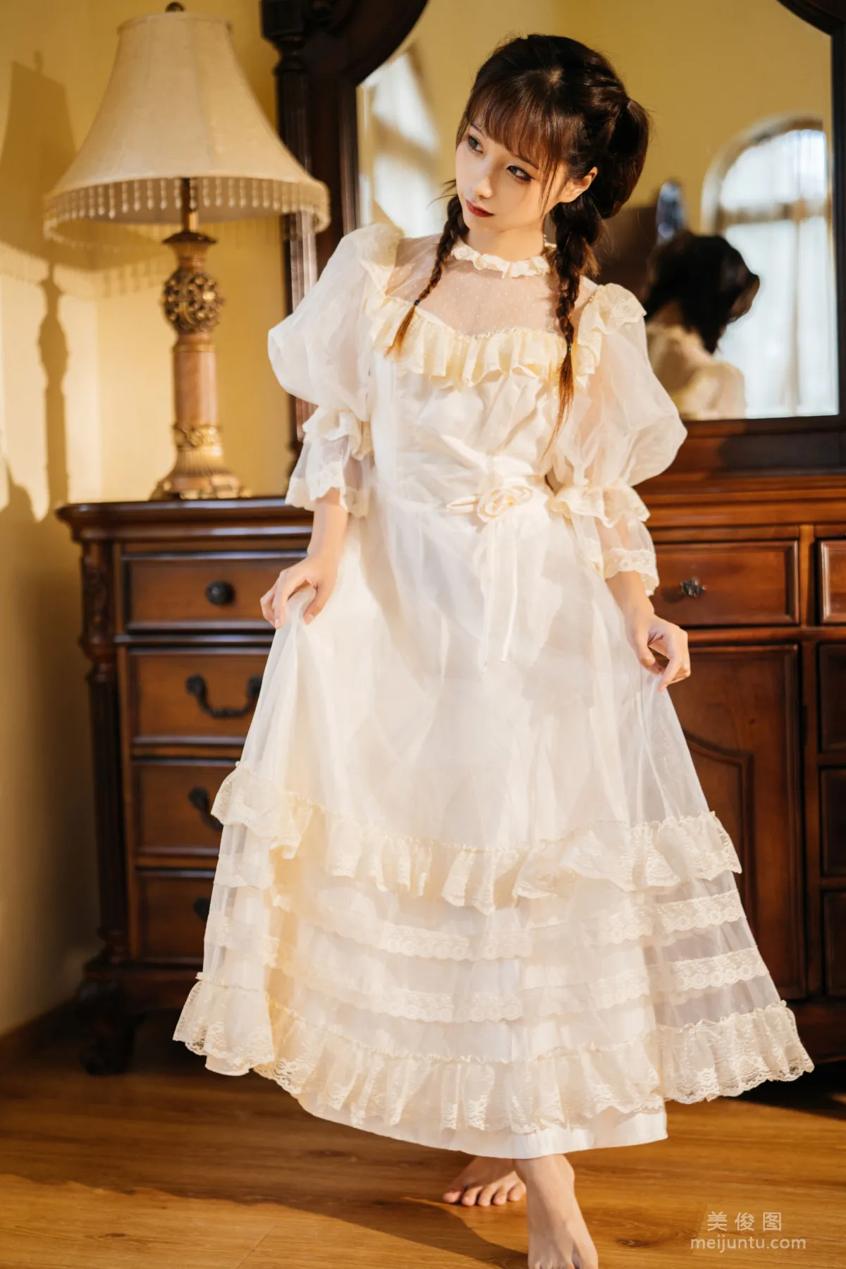 Chun Momo: Web Idols photo 24