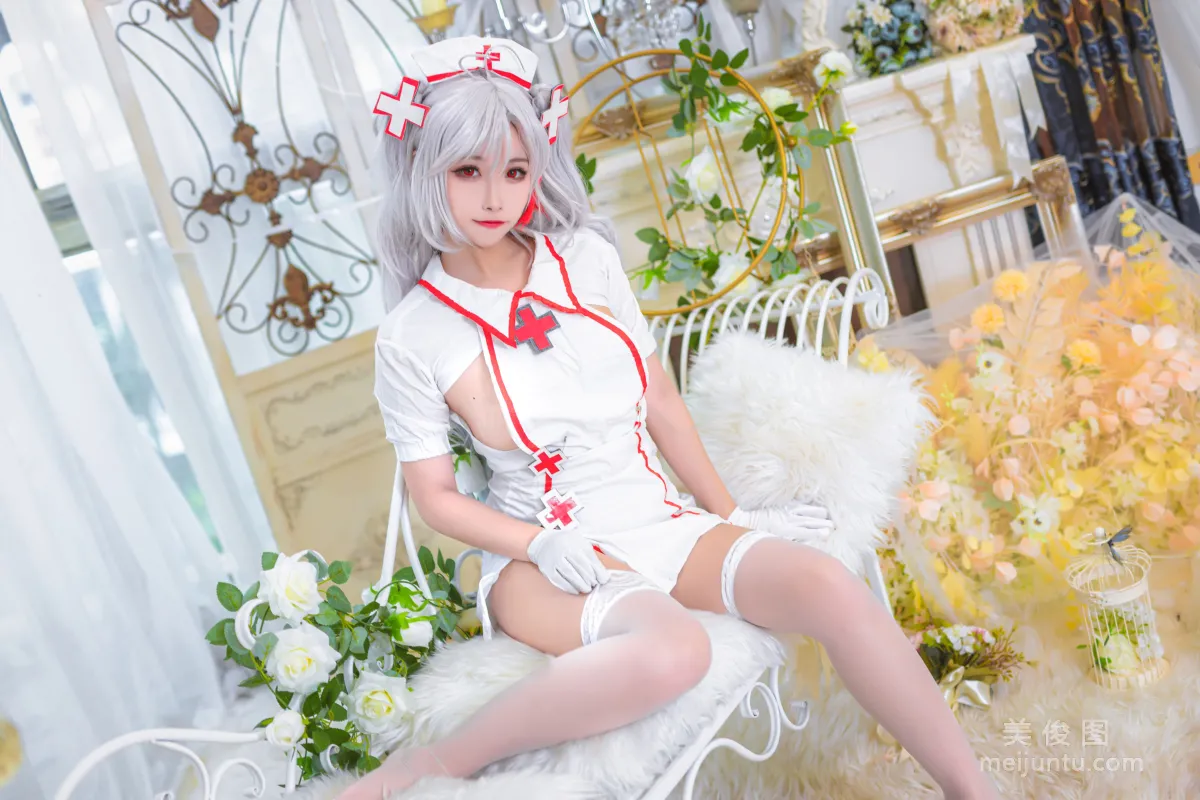 Momoko Kuikui - Eugen Nurse Photo Set photo 7
