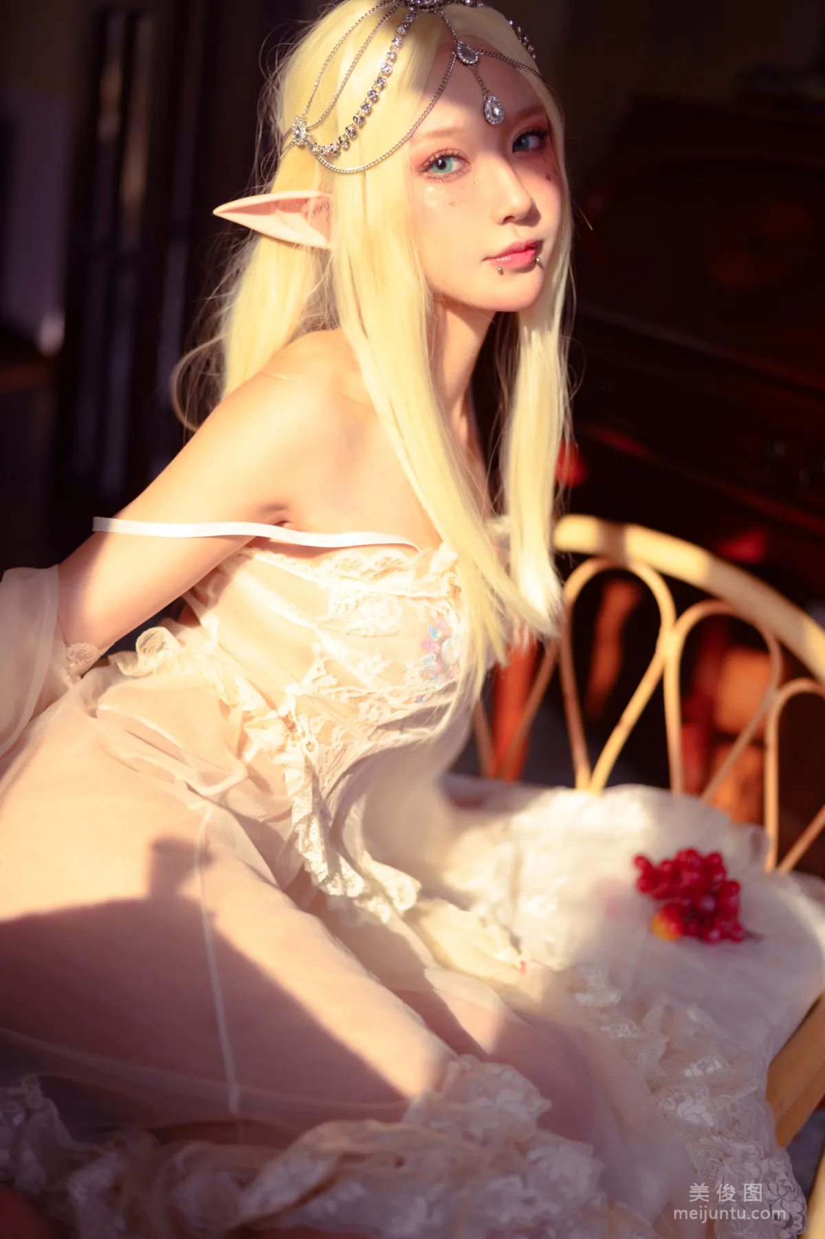 Anime Blogger Abao Yeshi Tuniang - Elf Photo Set photo 8