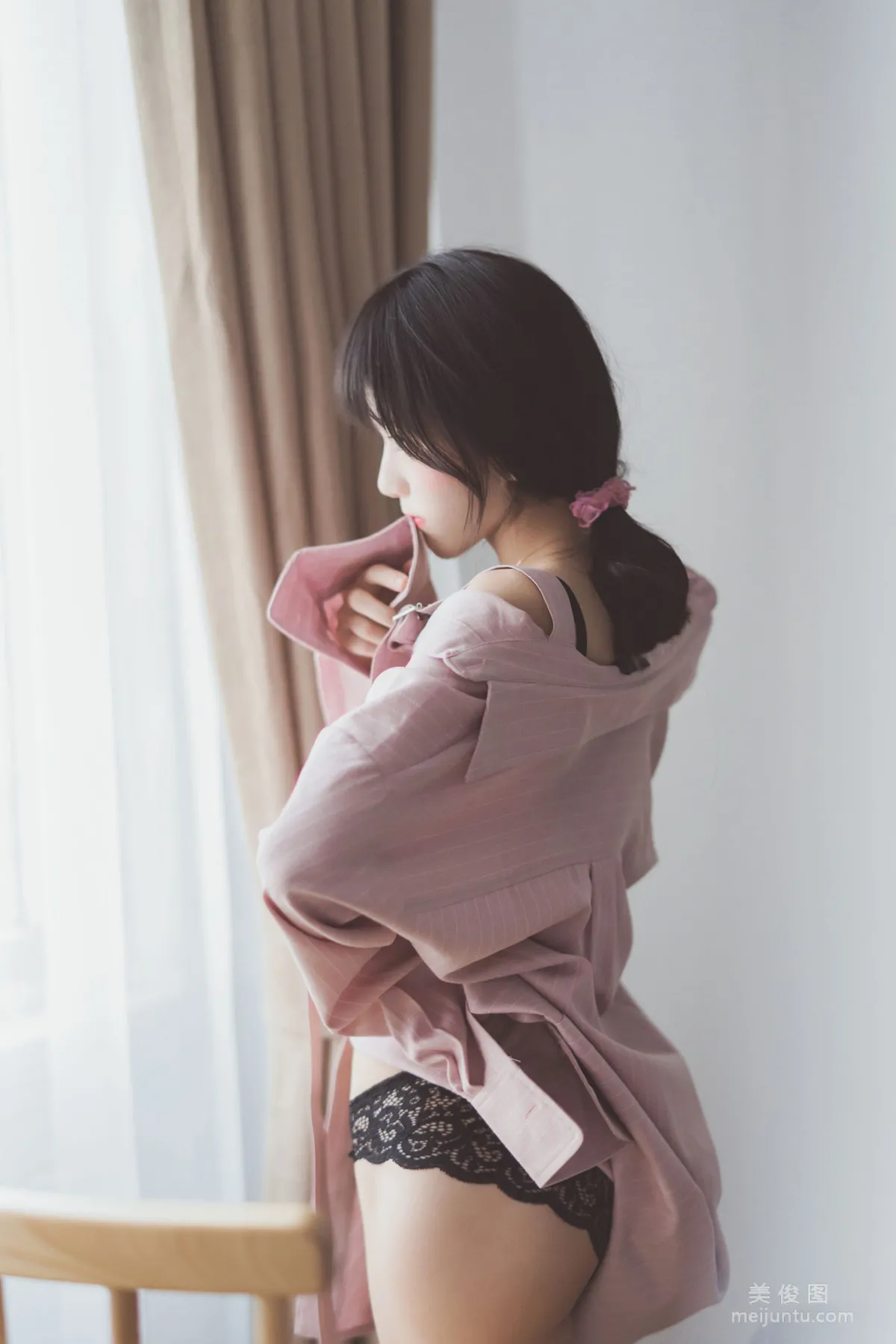 Ying Taomiao: Web Idols photo 14