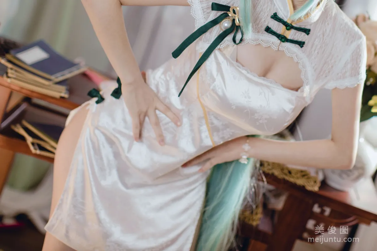 Coser Yiyi: Web Idols photo 19