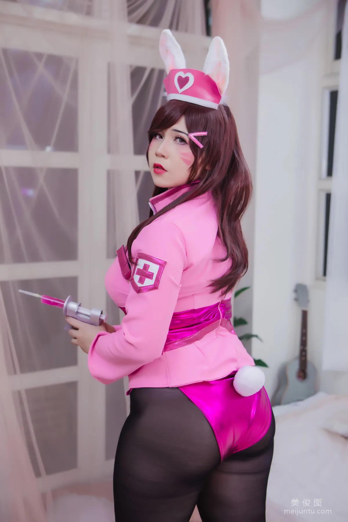 [COS Benefits] Uy Uy - D.VA Bunny Nurse Photo Set photo 18