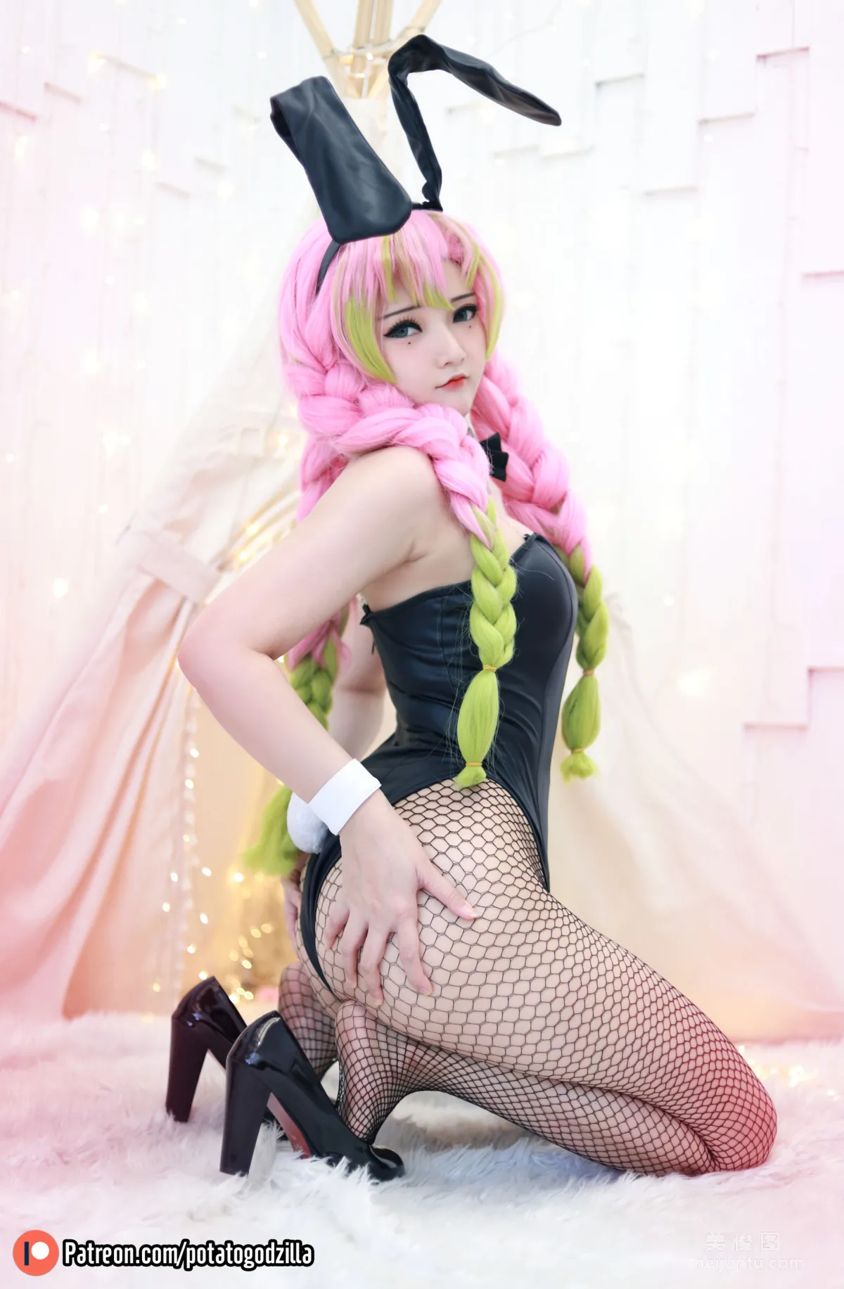 Coser Girl Potato Godzilla, Mitsuri Kanroji photo 21