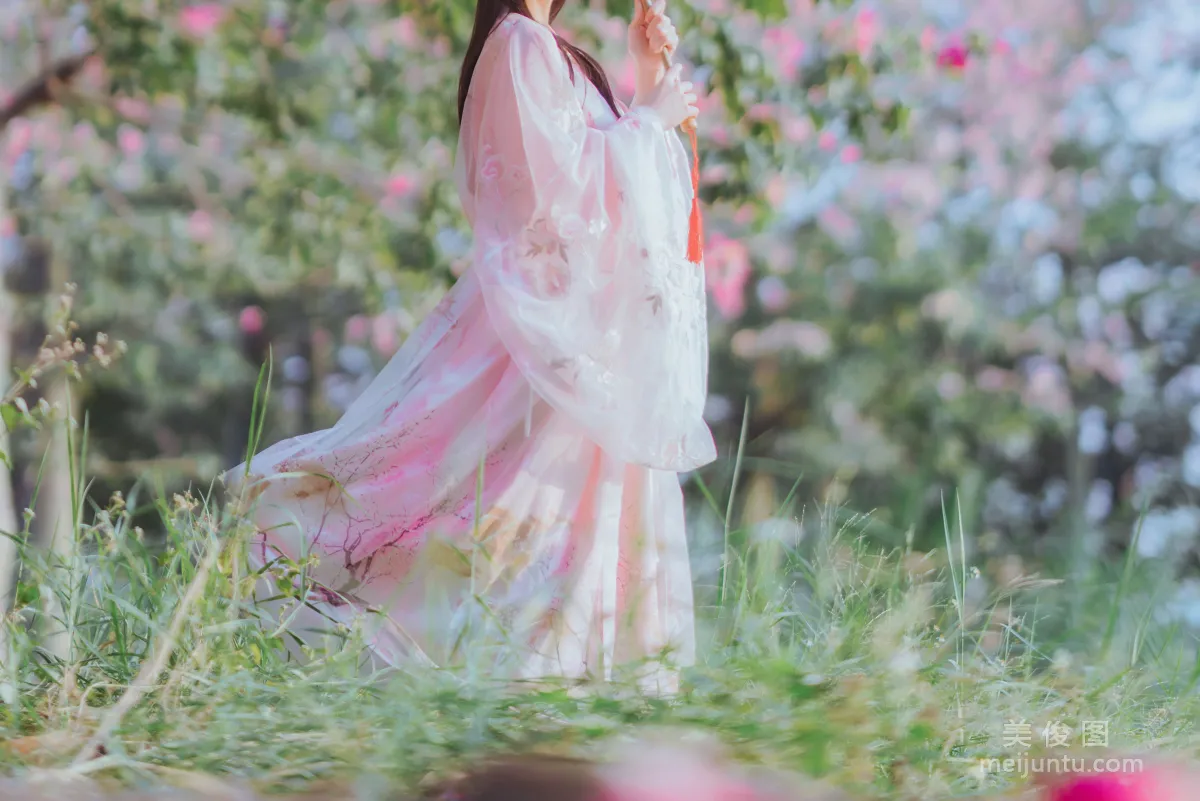 Ying Taomiao: Web Idols photo 13