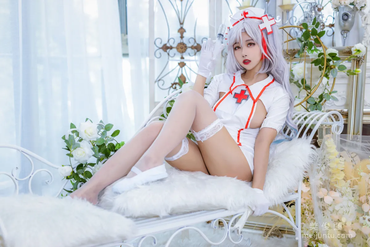Momoko Kuikui - Eugen Nurse Photo Set photo 16