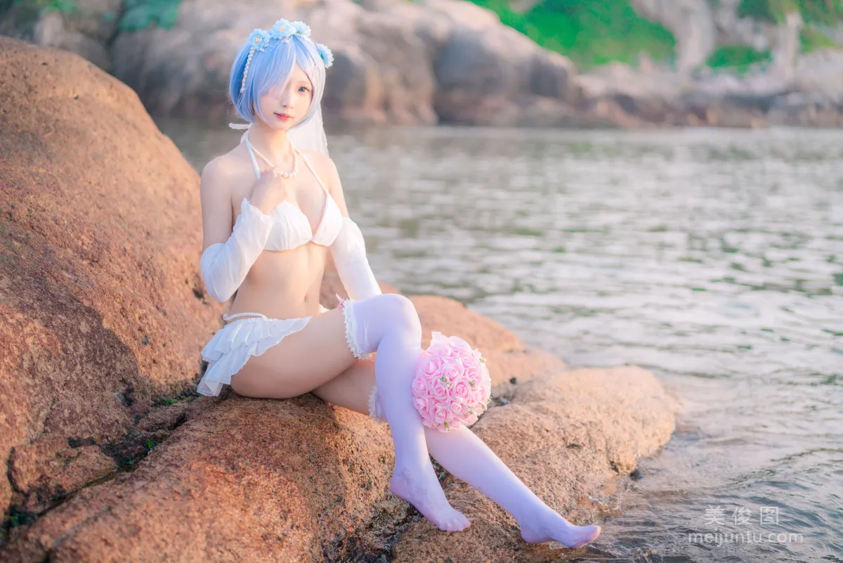 [COS Welfare] Cheng Zimiao - Rem Seaside Wedding Dress Bride photo 9
