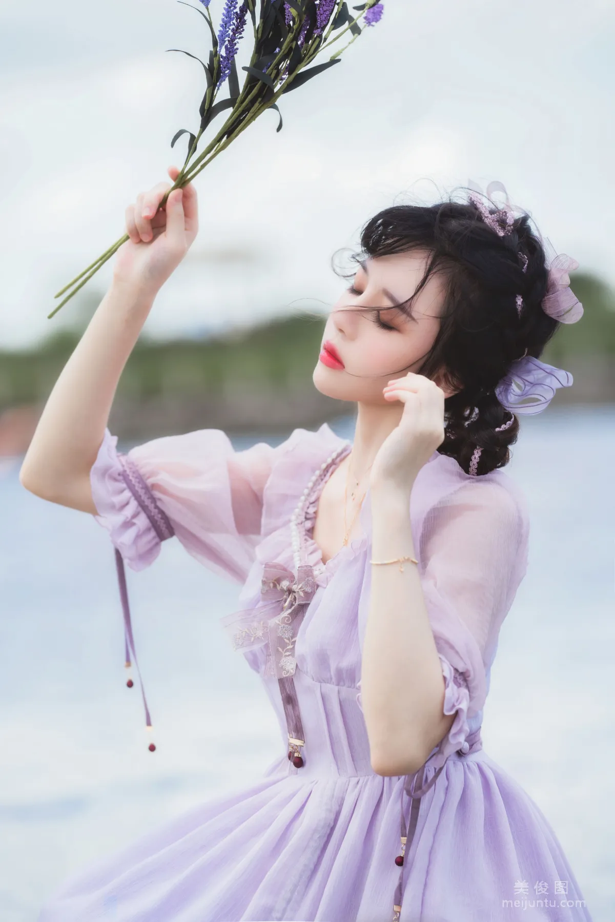 Ying Taomiao: Web Idols photo 15