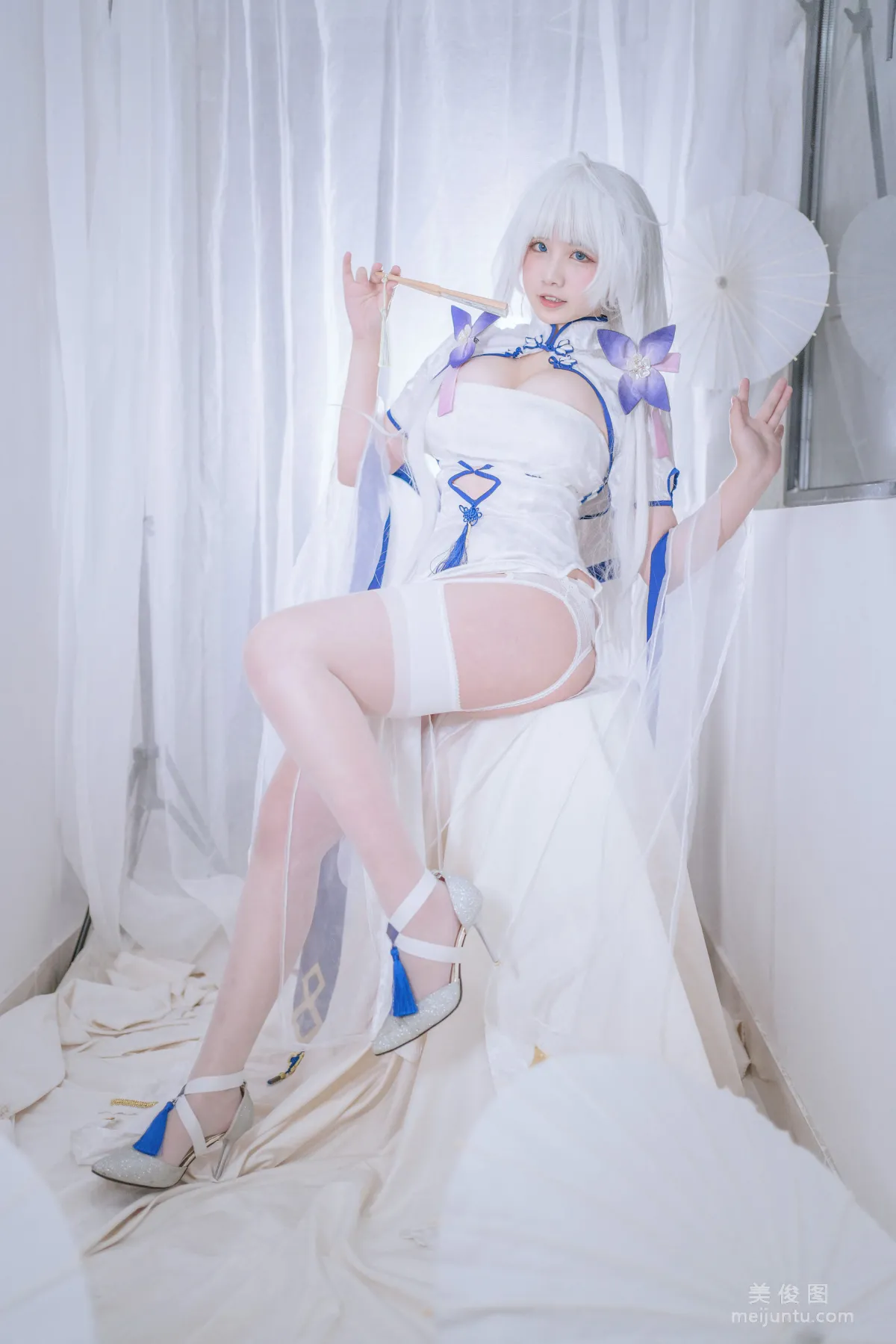 [COS] Aban Jintian Henkai Xin - Glorious Qipao Photo Set photo 8