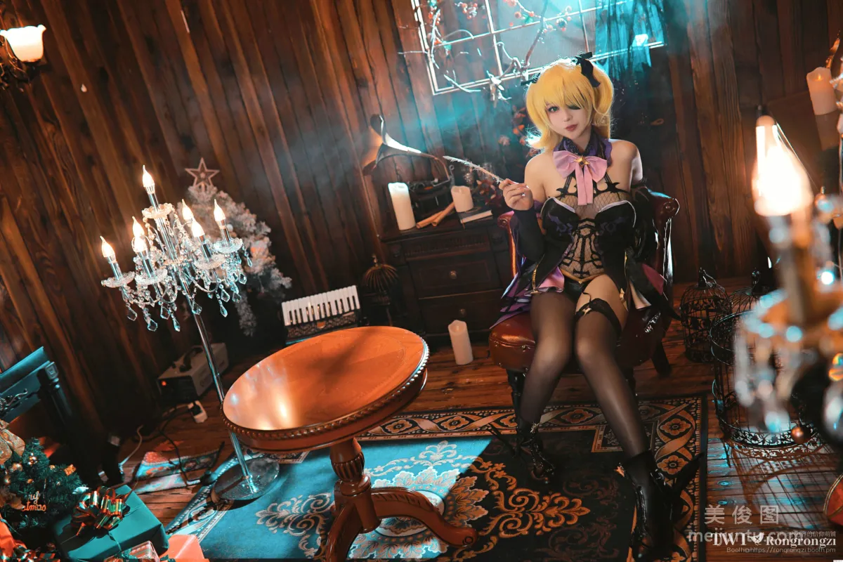 [Cosplay] Xiaorong Zaigu Gugu - Fischl Photo Set photo 3