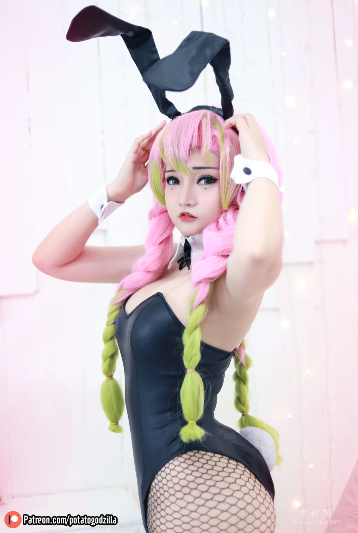 Coser Girl Potato Godzilla, Mitsuri Kanroji photo 13