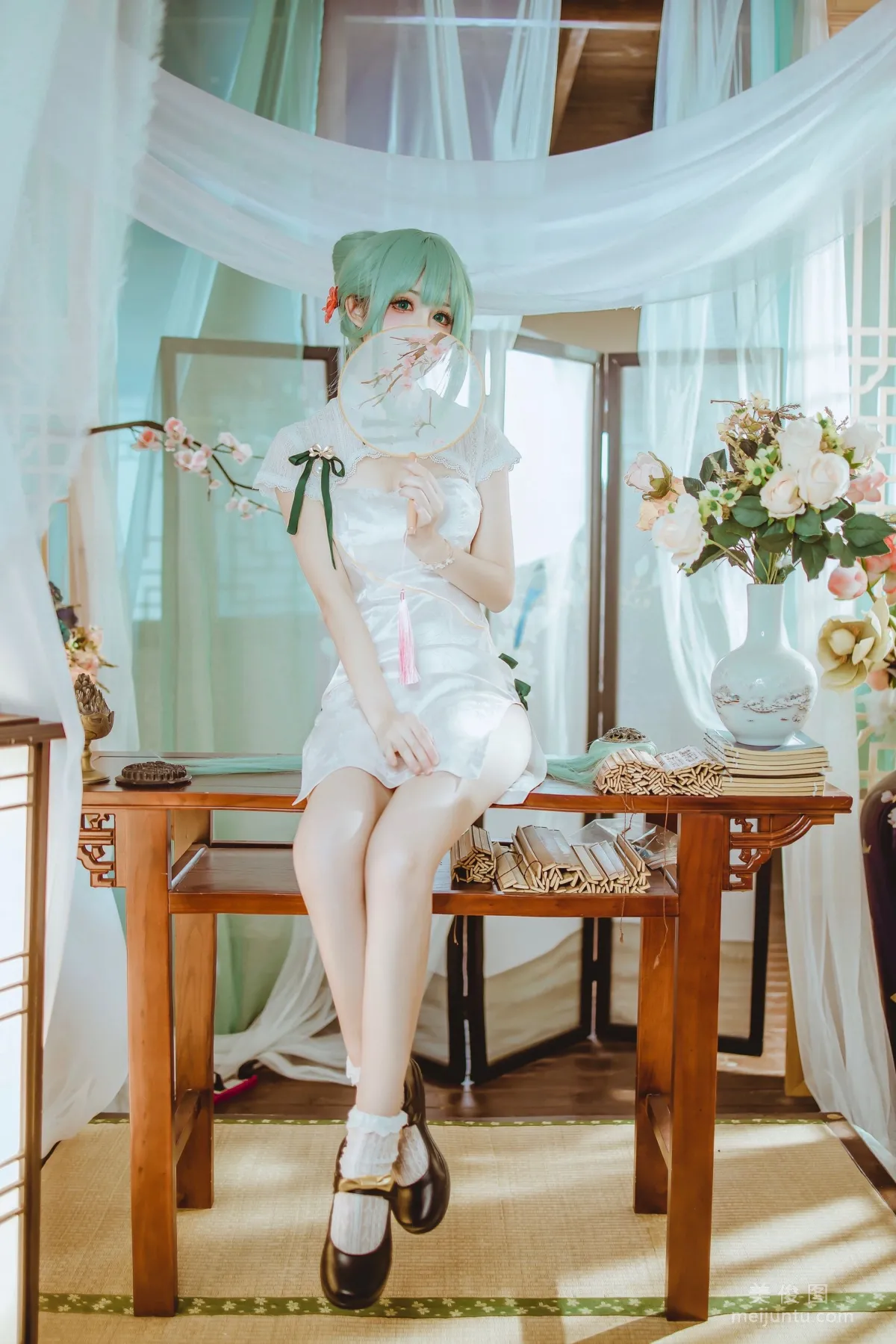 Coser Yiyi: Web Idols photo 3