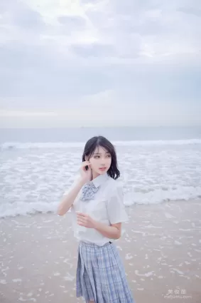 [COS福利] 周叽是可愛兔兔 - 海邊jk