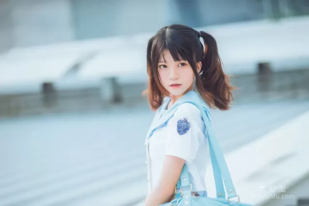 [COS福利] 桜桃喵 - 少女之微风轻轻起 写真套图