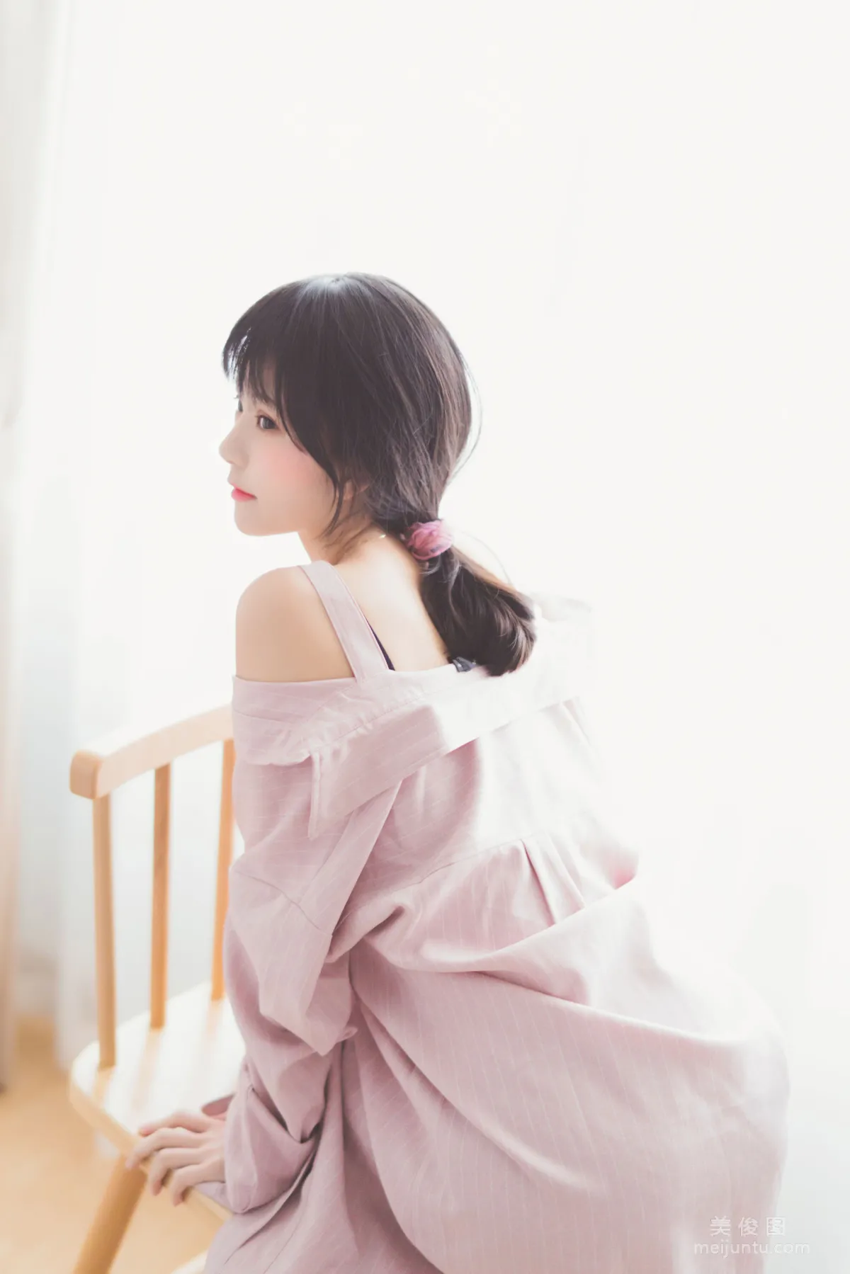 Ying Taomiao: Web Idols photo 6