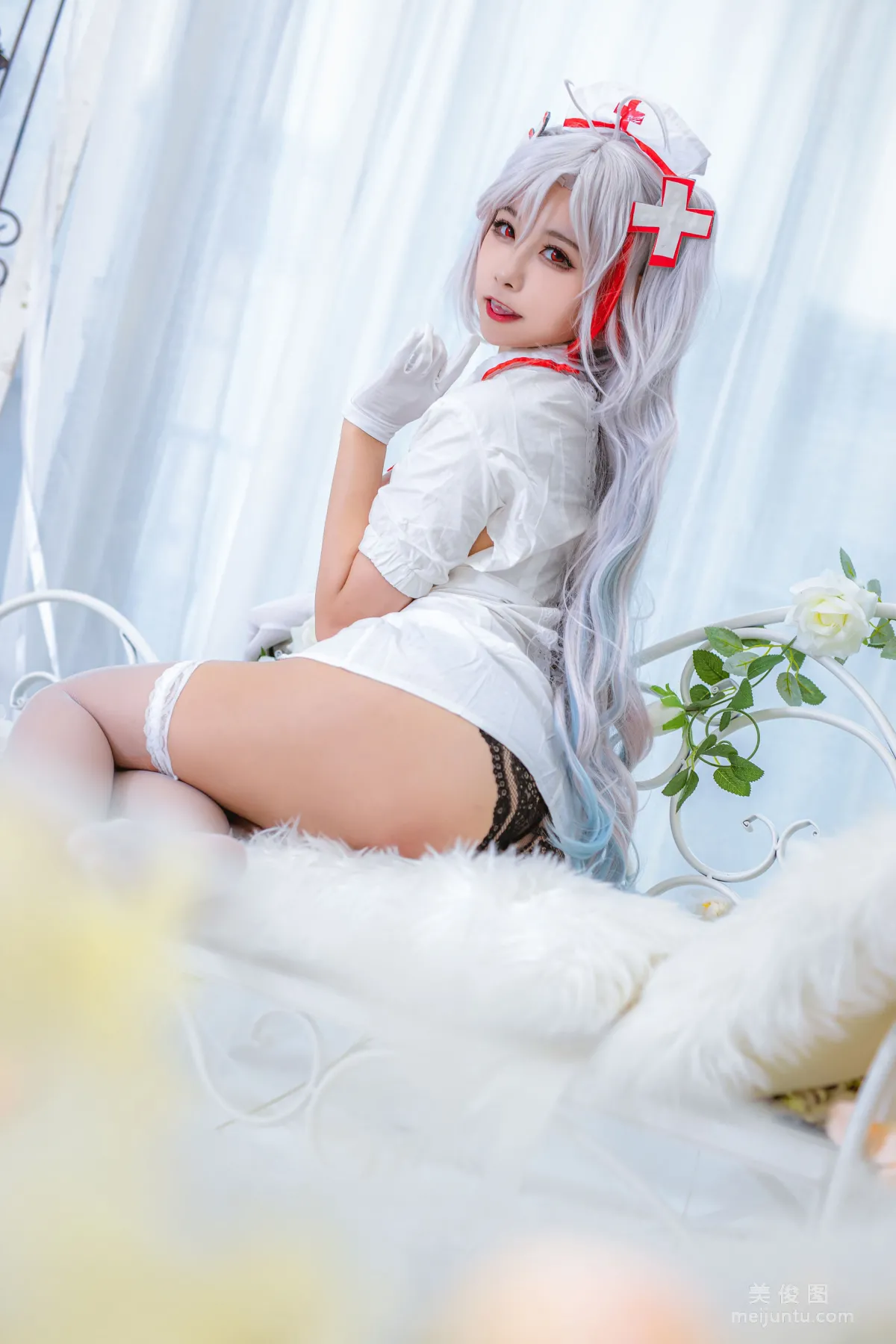 Momoko Kuikui - Eugen Nurse Photo Set photo 14