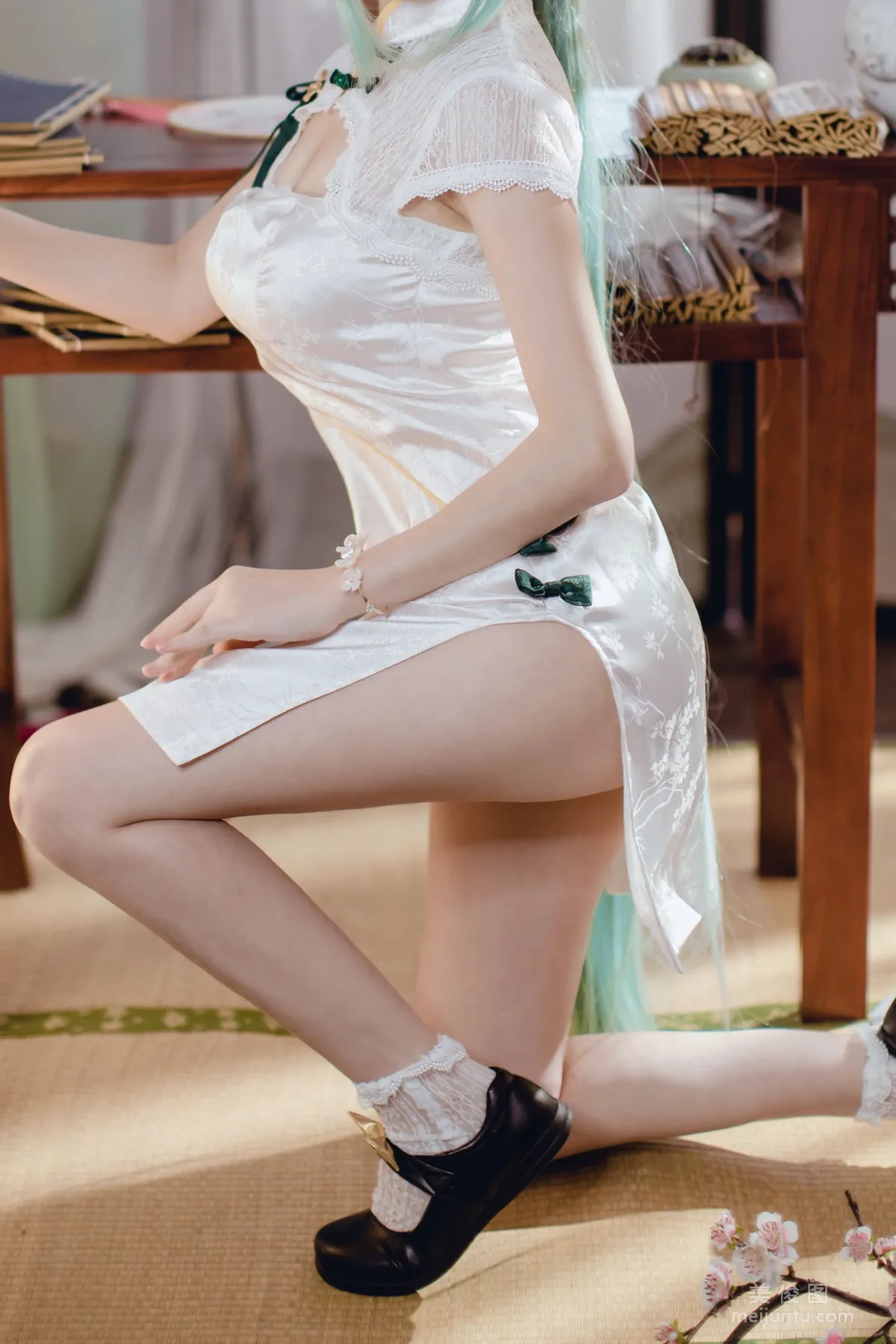 Coser Yiyi: Web Idols photo 27