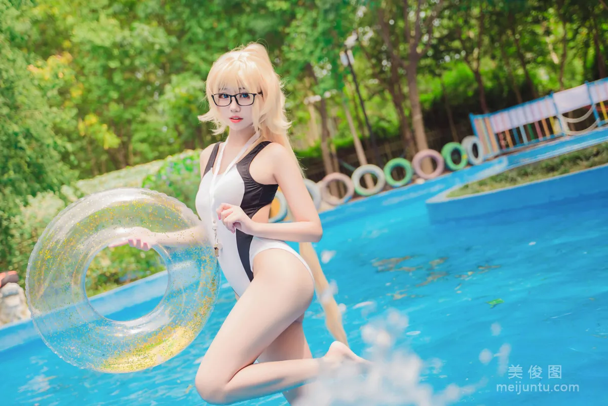 [COS福利] 猫君君MaoJun - 贞德竞技泳装 写真套图45