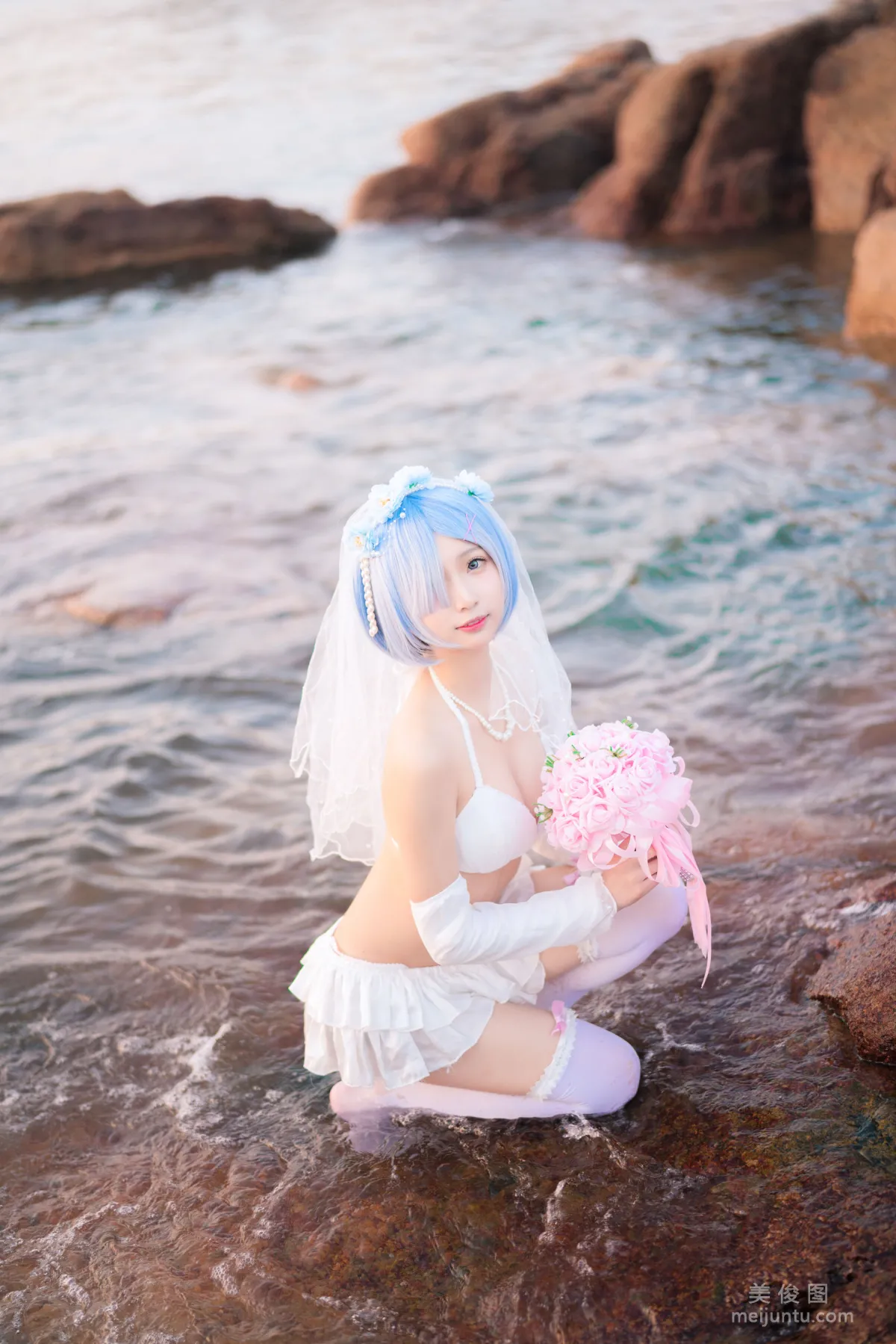 [COS Welfare] Cheng Zimiao - Rem Seaside Wedding Dress Bride photo 17