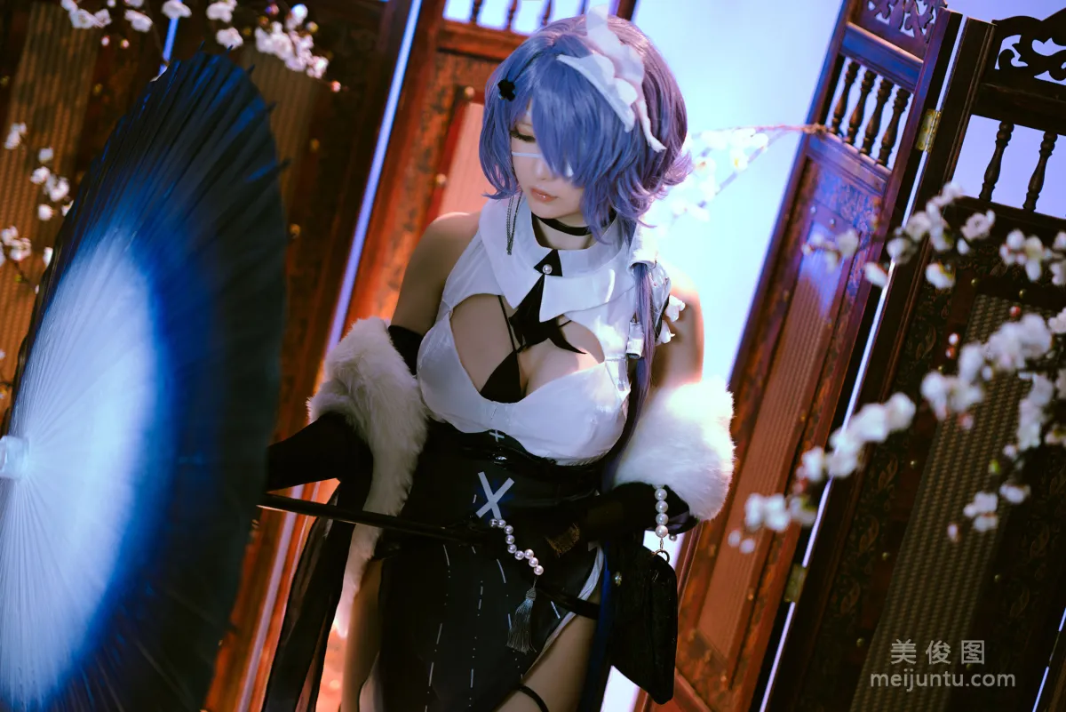 Coser Young Lady Xingzhi Chichi, Drizzle, Solitary Cold Peak Photo Set photo 10