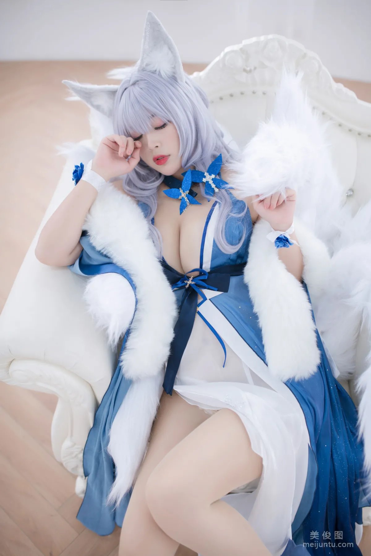 Bai Ye: Web Idols photo 3